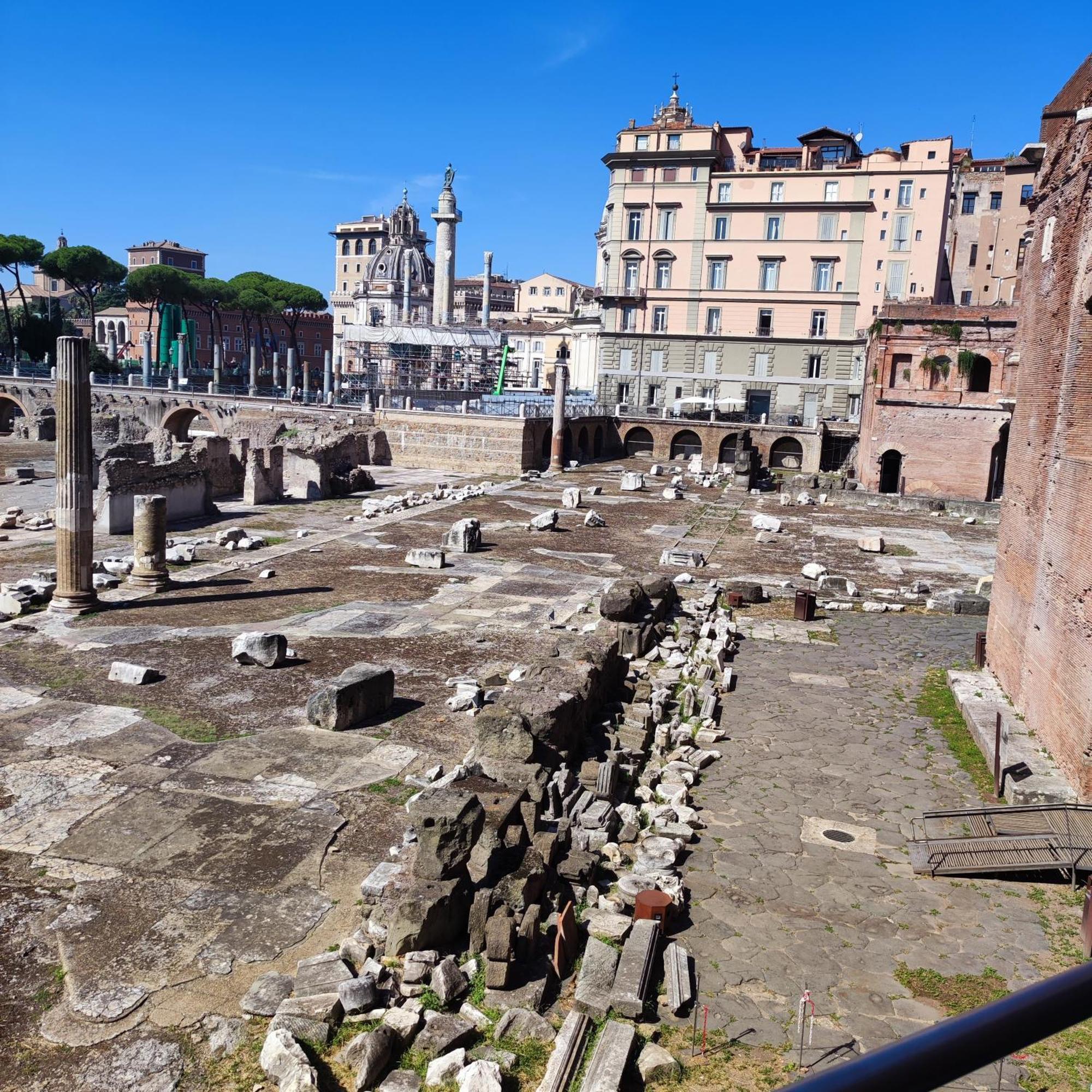 Casa Claudia ~ Rione Monti-Colosseo Roma Exterior foto